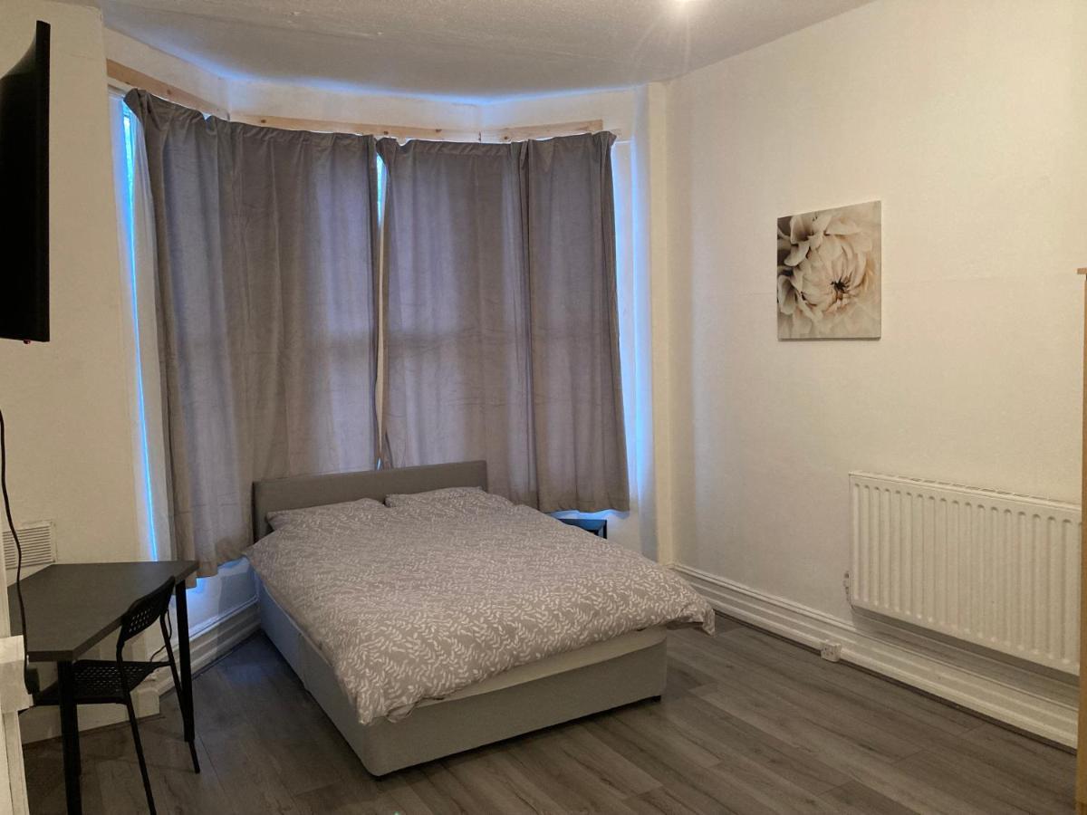 Chosen Rocky Lane Private Guest house Liverpool